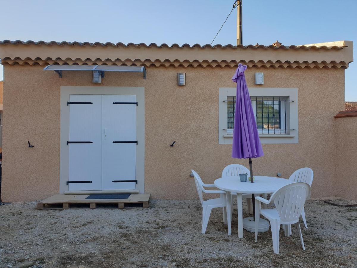 Petite Maison Meublee Entre Avignon Et Carpentras Morieres-les-Avignon Exterior foto
